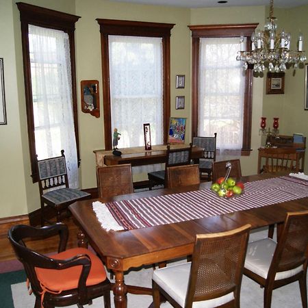 Ye Olde Walkerville Bed & Breakfast Windsor Exterior photo