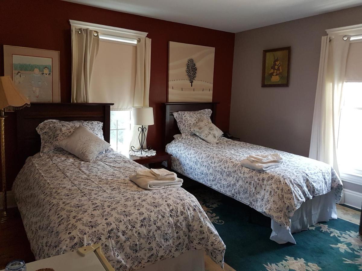 Ye Olde Walkerville Bed & Breakfast Windsor Exterior photo