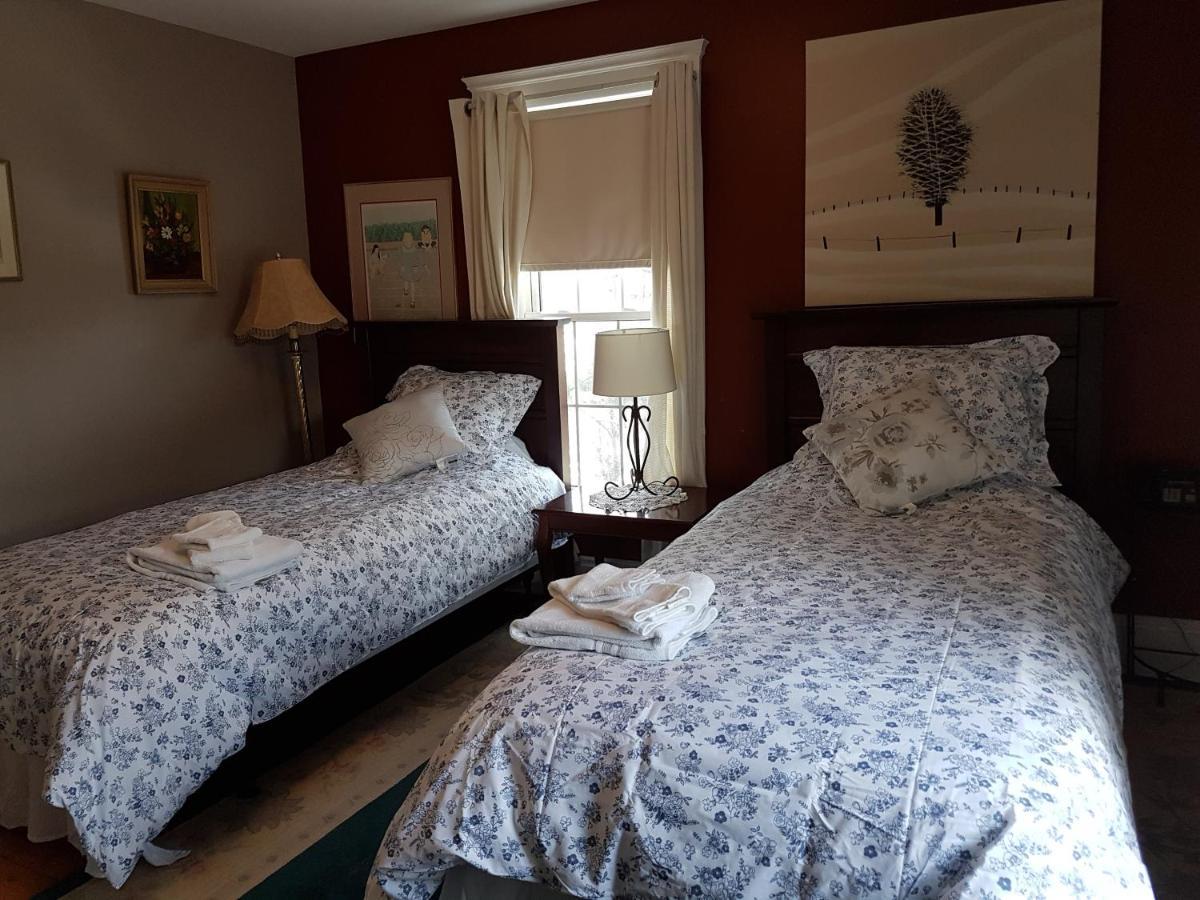 Ye Olde Walkerville Bed & Breakfast Windsor Exterior photo