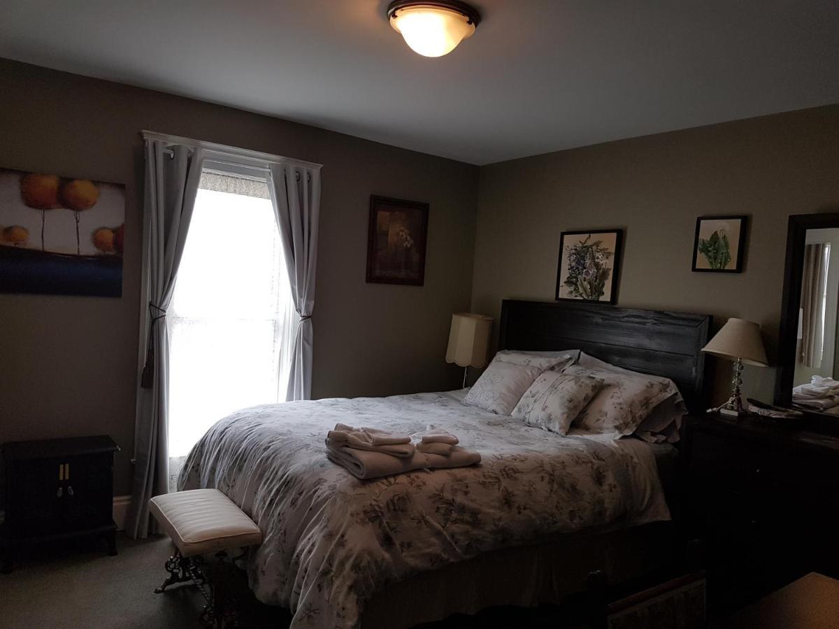Ye Olde Walkerville Bed & Breakfast Windsor Exterior photo