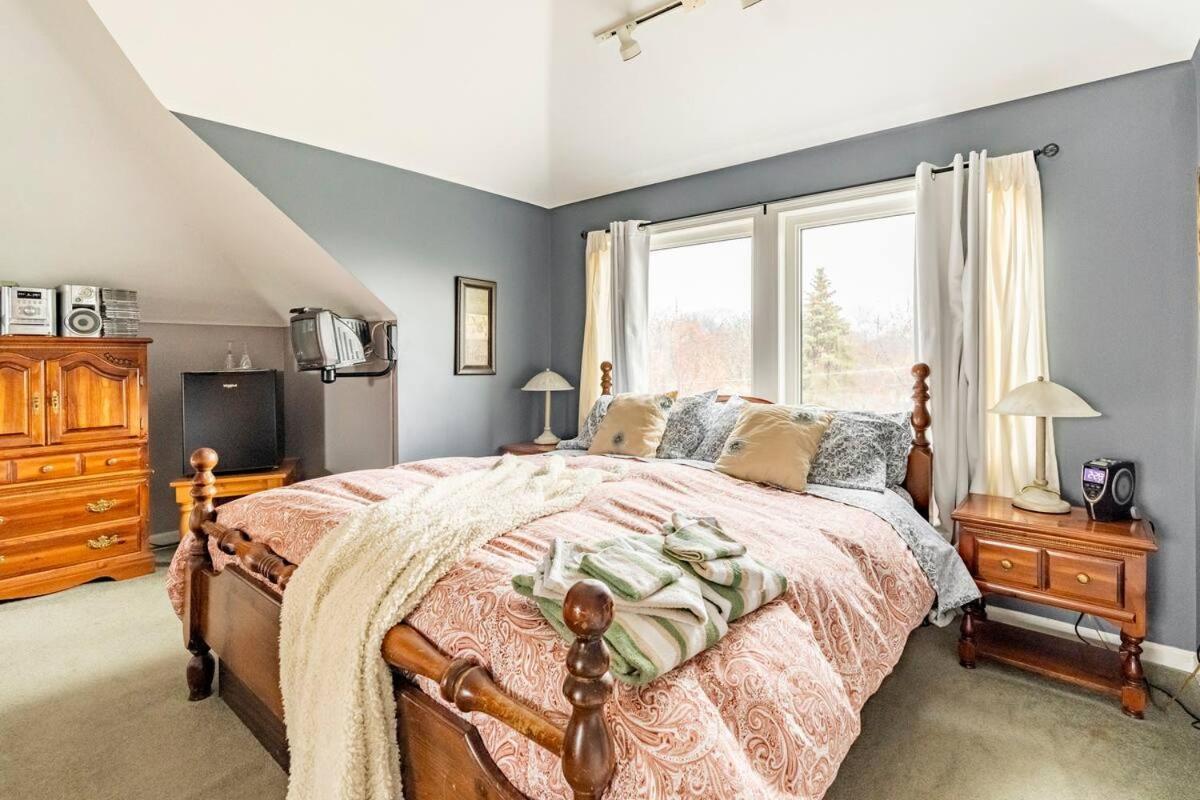 Ye Olde Walkerville Bed & Breakfast Windsor Exterior photo